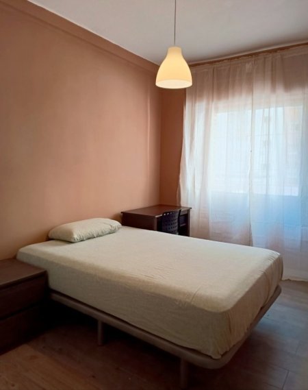 Tirane, jepet me qera apartament 2+1 Kati 2, 90 m² 600 € (21 dhjetori)