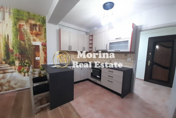 Tirane, jepet me qera apartament 2+1 Kati 8, 97 m² 650 € (Ish Stacioni Trenit)