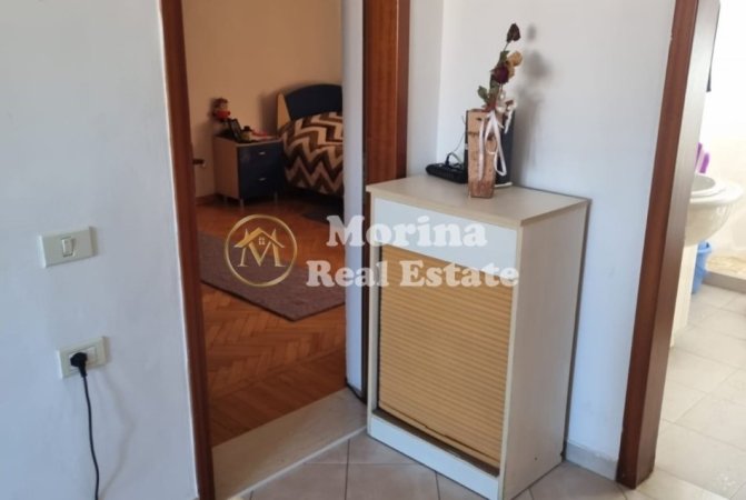 Tirane, jepet me qera apartament 2+1 Kati 5, 78 m² 500 € (Rruga Myslym Shyri)