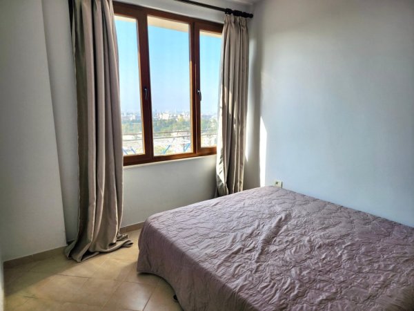 Tirane, jepet me qera apartament 1+1+Ballkon Kati 3, 75 m² 330 € (Fresk, Residenca Lugano)