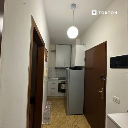 Tirane, shitet apartament 1+1 Kati 2, 37 m² 60.000 € (Rruga 5 Maji, Tiranë, TT 1472)