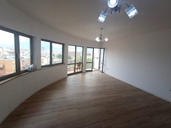 Shitet Apartament 1+1 Zogu i Zi    147.000 €