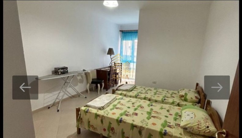Tirane, jepet me qera apartament 2+1+Ballkon Kati 2, 112 m² 600 € (Zogu i Zi)