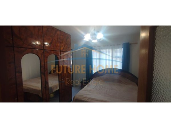 Tirane, jepet me qera apartament 2+1+Ballkon Kati 1, 92 m² 650 € (QENDER)