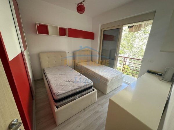 Tirane, shitet apartament 2+1+Ballkon Kati 3, 100 m² 185.000 € (Liqeni i Thate)