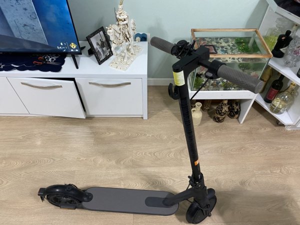 Tirane, shes biciklete elektrike Scooter xiaomi essential gri metalizato 1 €