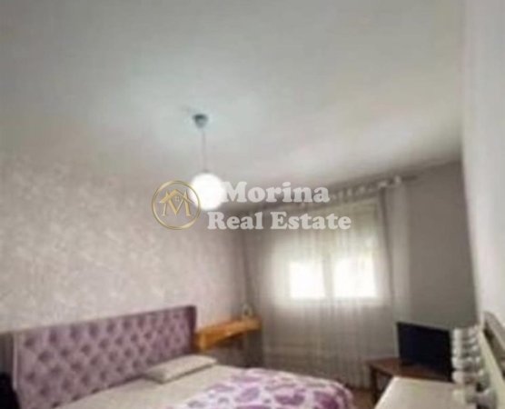 Tirane, jepet me qera apartament 2+1 Kati 3, 92 m² 700 € (Komuna Parisit)