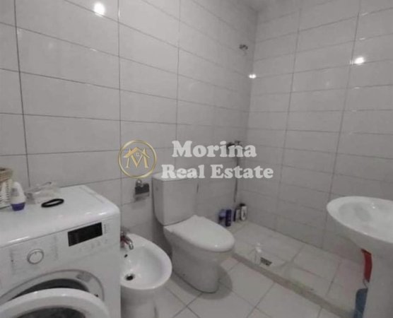 Tirane, jepet me qera apartament 2+1 Kati 3, 92 m² 700 € (Komuna Parisit)