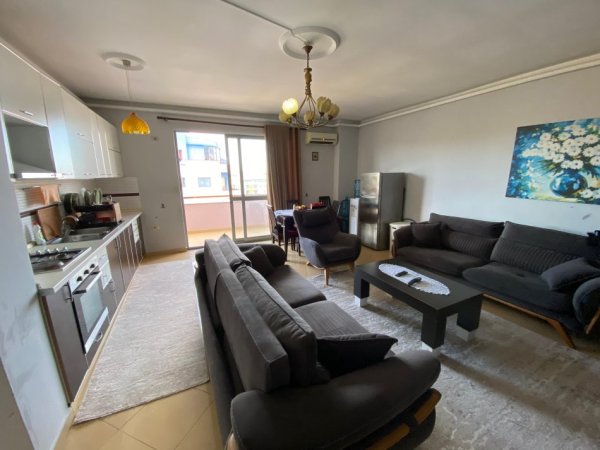 Shqiperi, jepet me qera apartament 2+1 Kati 8, 103 m² 450 € (Prane Bar 2 Palmat)