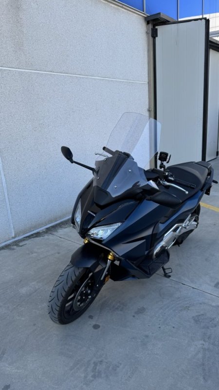 Tirane, shes Scooter Honda Forza 750 , blu 3.600 km 14.000 €