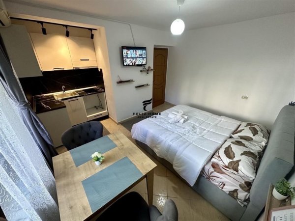 Tirane, jepet me qera garsonier 1+1 Kati 1, 45 m² 400 € (ALI DEMI)