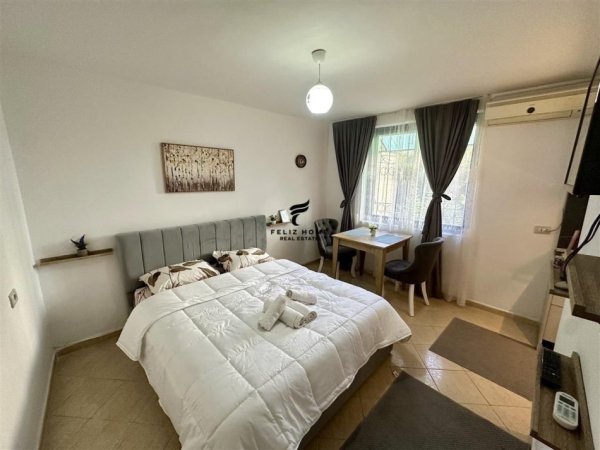 Tirane, jepet me qera garsonier 1+1 Kati 1, 45 m² 400 € (ALI DEMI)