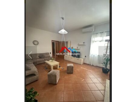 Tirane, jepet me qera apartament 2+1 Kati 2, 100 m² 500 € (Dhimiter Kamarda,ALI DEMI)