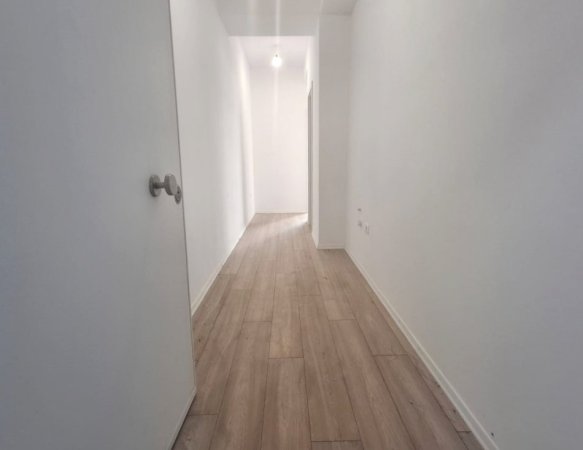 Tirane, shitet apartament 1+1 Kati 3, 67 m² 93.000 € (Ali dem)