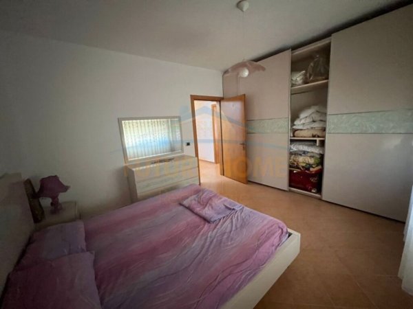 Durres, jap me qera apartament 3+1 Kati 3, 110 m² 400 € 