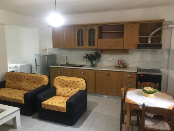 Apartament 1+1 me qira  prane Kupoles 450 euro