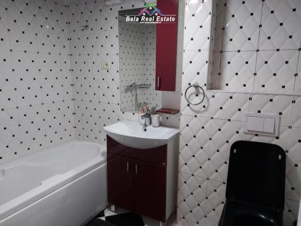 Tirane, jepet me qera apartament 2+1 Kati 5, 75 m² 690 € (bulevardi Gjergj Fishta)
