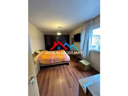 Tirane, jepet me qera Vile 2+1 Kati 3, 200 m² 750 € (Rruga Has Mema,ALI DEMI)