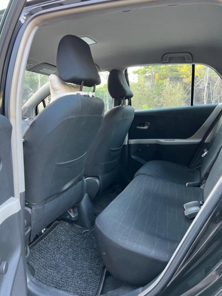 Tirane, shes makine Toyota yaris Benzin+Gaz, e zeze manuale Kondicioner 222.000 km
