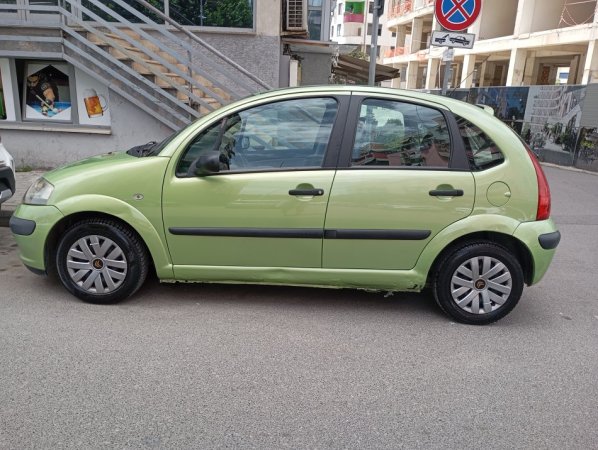 Tirane, shitet makine Citroen3 Nafte, jeshile manuale 2.500 €