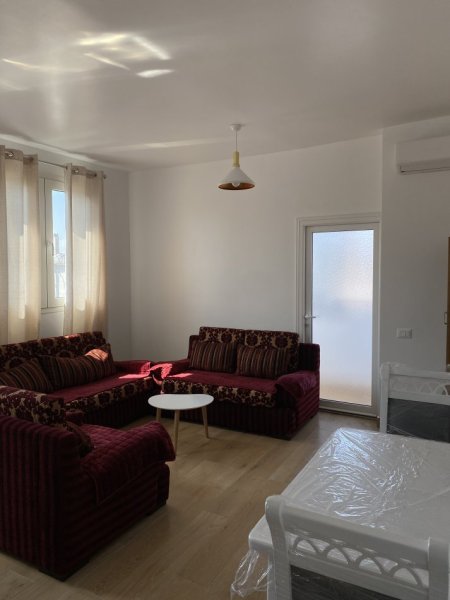 Tirane, jepet me qera apartament 1+1 Kati 5, 60 m² 499 € (Rruga Elbasanit, afer liceut artistik)