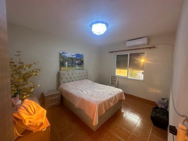 Tirane, shitet apartament 2+1+Ballkon Kati 4, 70 m² 140.000 € (Rruga e Durrësit)