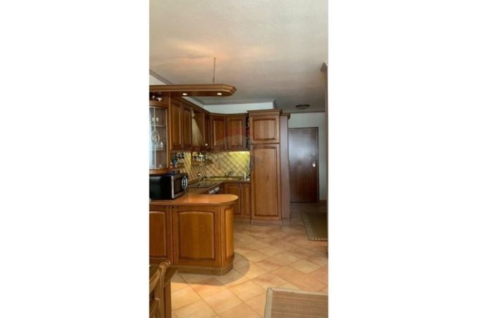 Tirane, jepet me qera apartament 1+1 Kati 7, 52 m² 600 € (Air Albania Stadium)