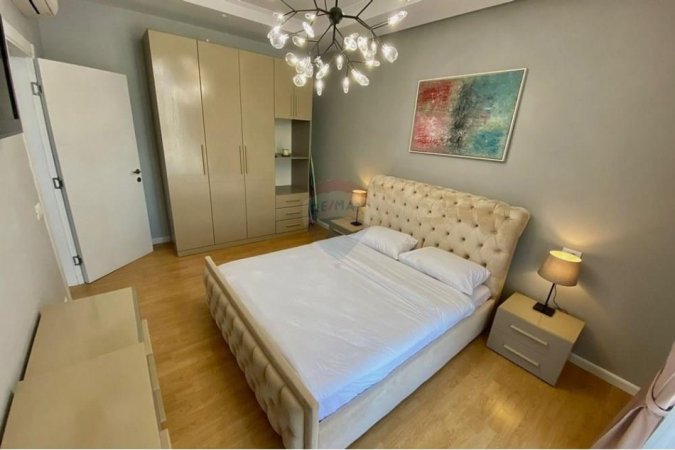Tirane, jepet me qera apartament 1+1+Ballkon Kati 4, 64 m² (21 dhejtori,prane supermarket joena)