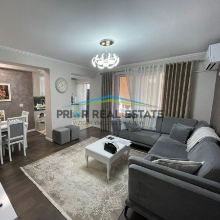 Tirane, shitet apartament 2+1+Ballkon Kati 4, 113 m² 295.000 € (Selvia)