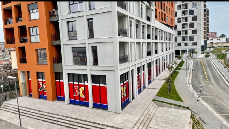 Tirane, jepet me qera apartament 1+1+Aneks+Ballkon Kati 7, 67 m² 570 € (Kompleksi ASL, Prane QSUT Rruga Kongresi Manastirit)