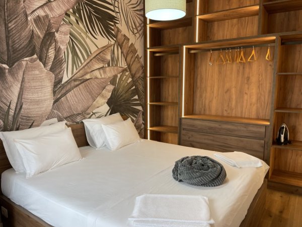Tirane, jepet me qera apartament 1+1+Aneks+Ballkon Kati 7, 67 m² 570 € (Kompleksi ASL, Prane QSUT Rruga Kongresi Manastirit)