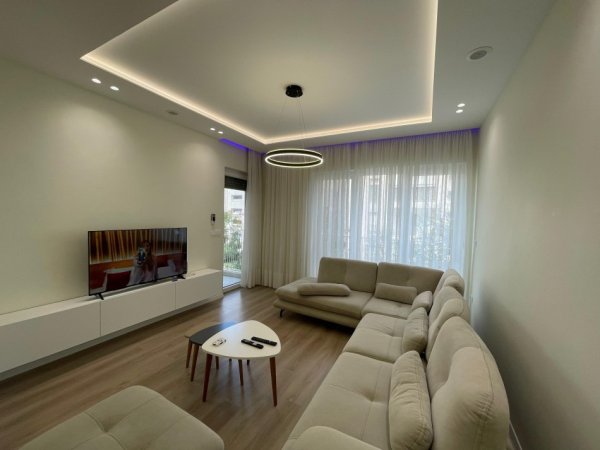 Tirane, shitet apartament 3+1 Kati 1, 110 m² 275.000 € (Liqeni Thate)