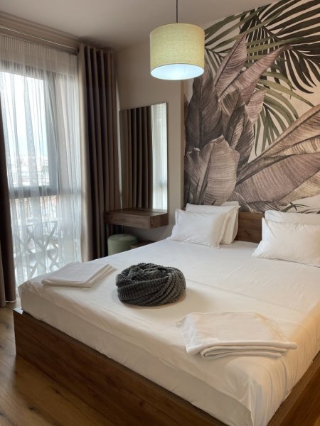 Tirane, jepet me qera apartament 1+1+Aneks+Ballkon Kati 7, 67 m² 570 € (Kompleksi ASL, Prane QSUT Rruga Kongresi Manastirit)