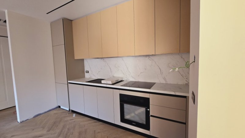Tirane, shitet apartament 2+1+Aneks+Ballkon Kati 7, 135 m² 371.000 € (Kompleksi Delijorgji te rruga e Kavajes)