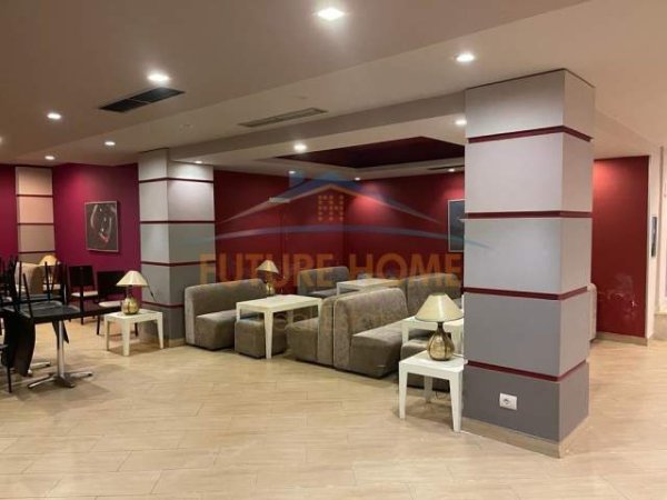 Durres, shitet lokal Kati 0, 200 m² 250.000 Euro (Pranvera,Durres)