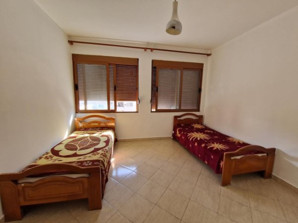 Tirane, jepet me qera apartament 2+1+2+Bllk , 140 m² 350 € (Yzberisht, Rr. e Qelqit)