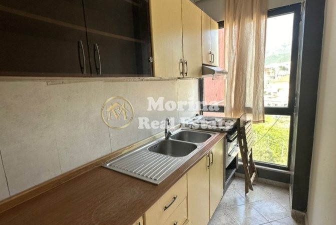 Tirane, jepet me qera apartament 1+1 Kati 3, 70 m² 350 € (Rrotullimi Shkozes)