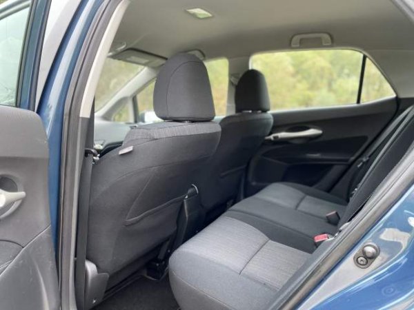 Tirane, shes makine Toyota Auris 1.4 Nafte Viti 2009,