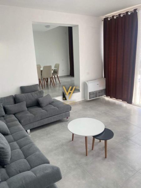 Tirane, ofert Vile 4+1+A+BLK Kati 0, 350 m² 1.700 Euro (KODRA E DIELLIT)