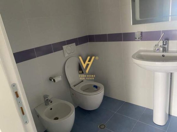 Tirane, ofert Vile 4+1+A+BLK Kati 0, 350 m² 1.700 Euro (KODRA E DIELLIT)