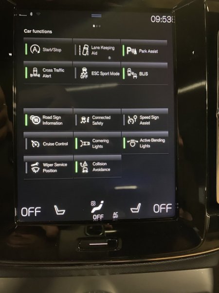 Tirane, shitet  Volvo XC40 Inscription D3 2.0 nafte viti 2020 Nafte, e zeze automatik Klima 93,000 km