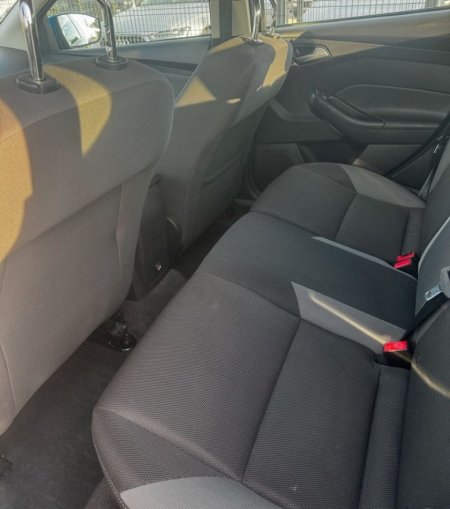 Ford Focus 2.0 Automatik, Klima 160.000 km 4.500 €