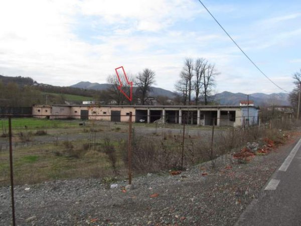 Shitet Truall dhe Ndertese , 3.600.000 Leke (Tarazh, Mirdite)