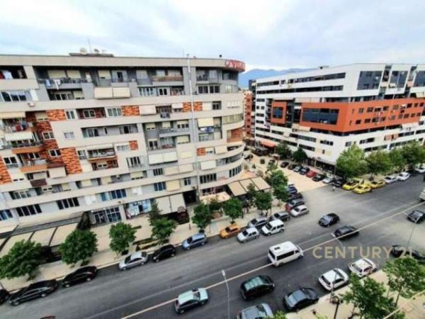 Tirane, shitet ambjent biznesi 32 m² 30.000 Euro