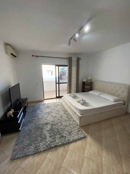 Tirane, QERA DITORE , Garsoniere +Ballkon Kati 5, 35 m² 3000 Lek (Myslym Shyri)