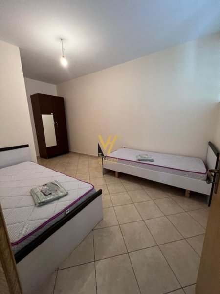 Tirane, jepet me qera apartament 2+1+Ballkon Kati 3, 70 m² 650 € (DON BOSKO)