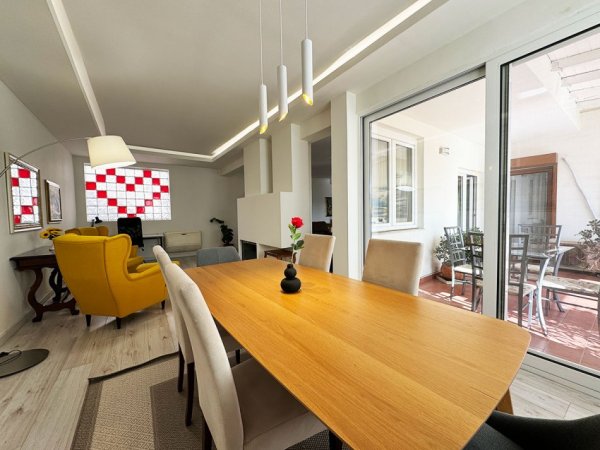 Tirane, shitet apartament 3+1+Ballkon Kati 10, 220 m² 620.000 € (RRUGA “ISMAIL QEMALI” NË QENDER TË ISH BLLOKUT)