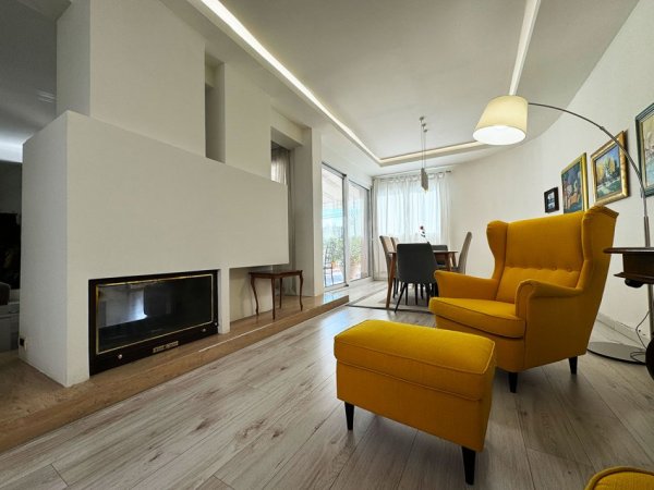 Tirane, shitet apartament 3+1+Ballkon Kati 10, 220 m² 620.000 € (RRUGA “ISMAIL QEMALI” NË QENDER TË ISH BLLOKUT)