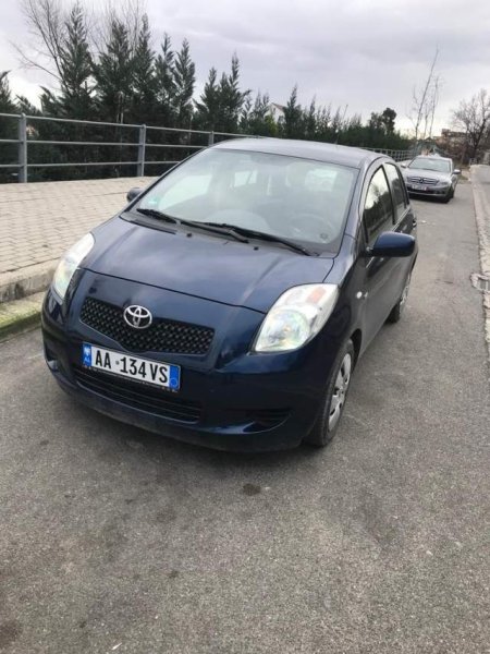 Tirane, shes makine Toyota Yaris Viti 2007, 4.100 Euro