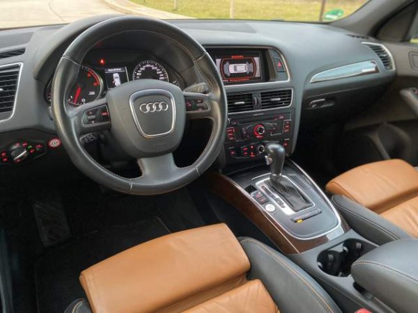 Tirane, shes makine Audi Q5 S -Line Viti 2015,